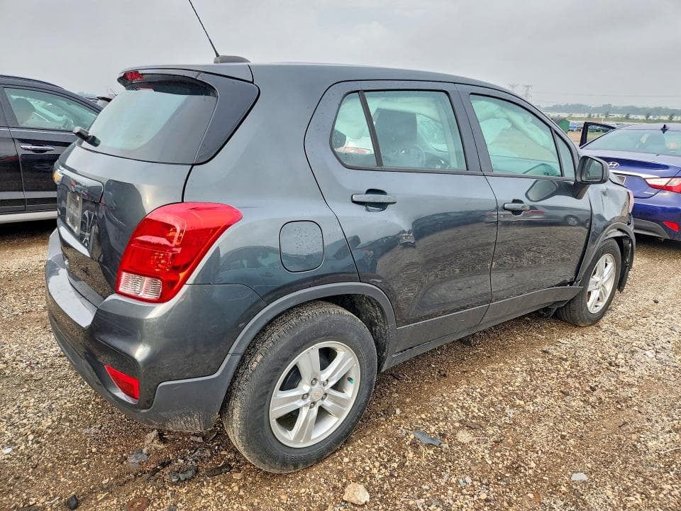 2020 CHEVROLET TRAX LS 3