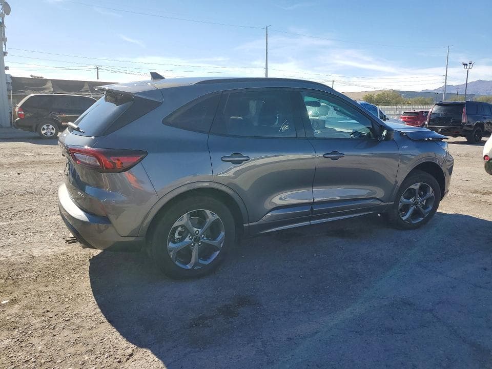 2024 FORD ESCAPE ST LINE 3