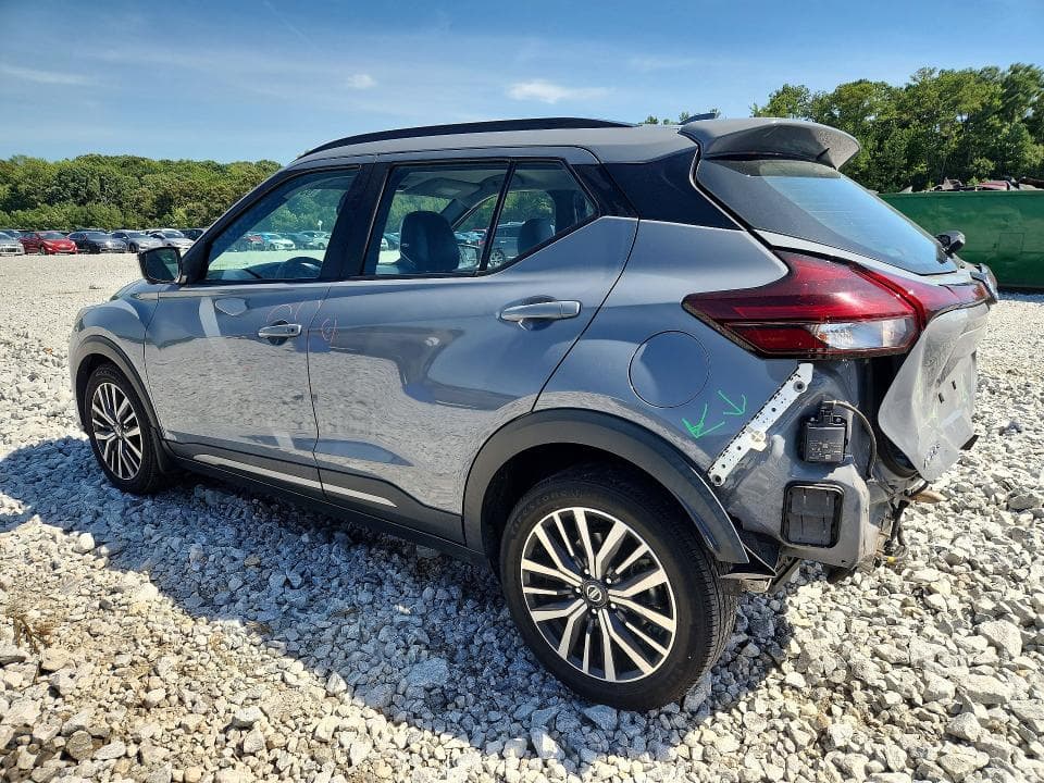 2021 NISSAN KICKS SR 2