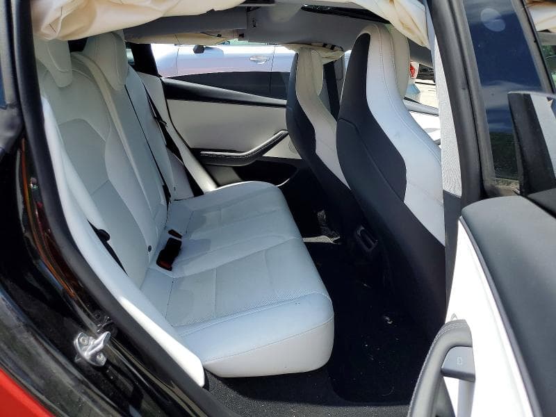 2026 TESLA MODEL 3 10