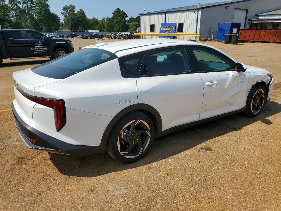 2025 KIA K4 EX 3