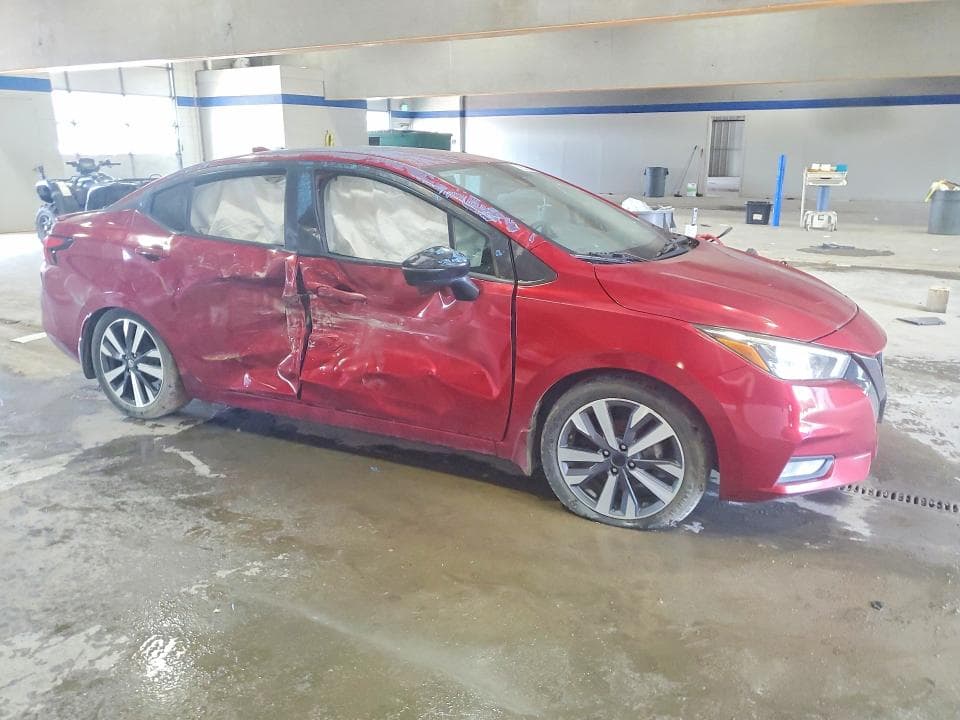 2020 NISSAN VERSA SR 4