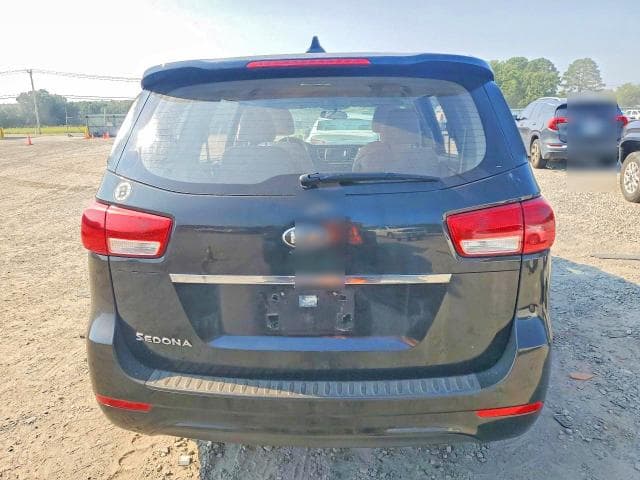 2017 KIA SEDONA L 6