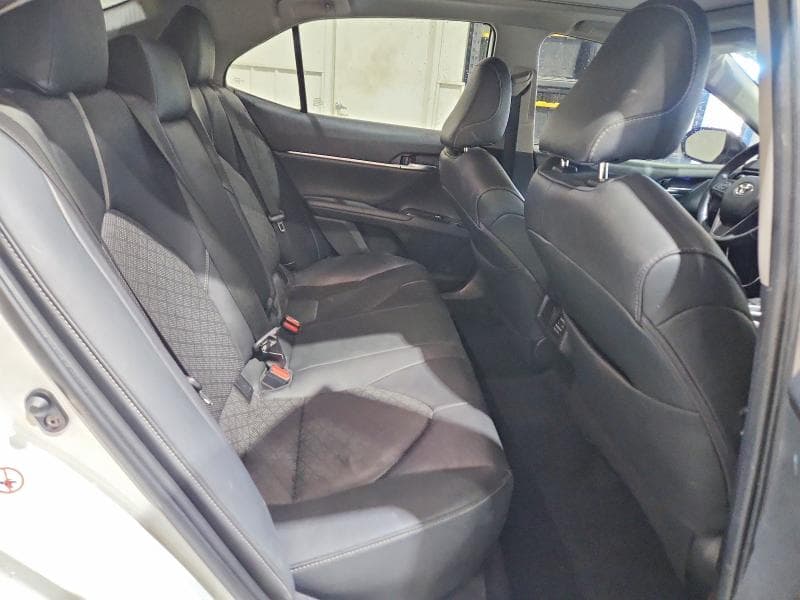 2019 TOYOTA CAMRY XSE 10