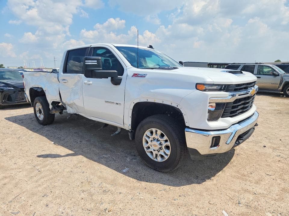 2026 CHEVROLET SILVERADO K2500 HEAVY DUTY LT 4