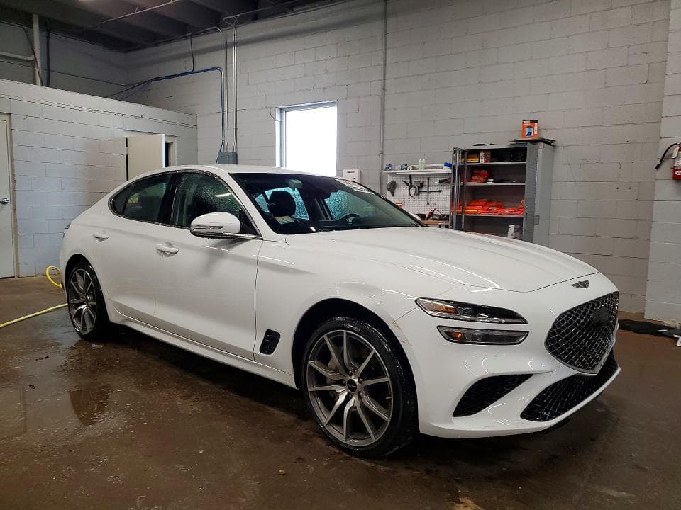 2026 GENESIS G70 2.5T STANDARD 4