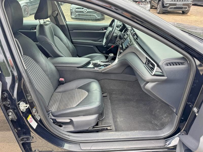 2018 TOYOTA CAMRY SE 5