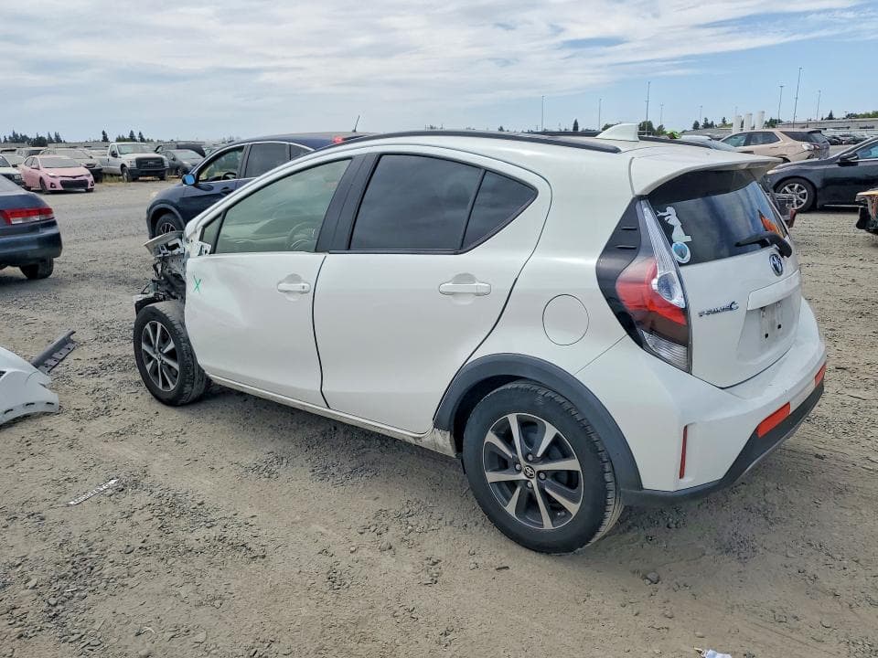 2018 TOYOTA PRIUS C TWO 2
