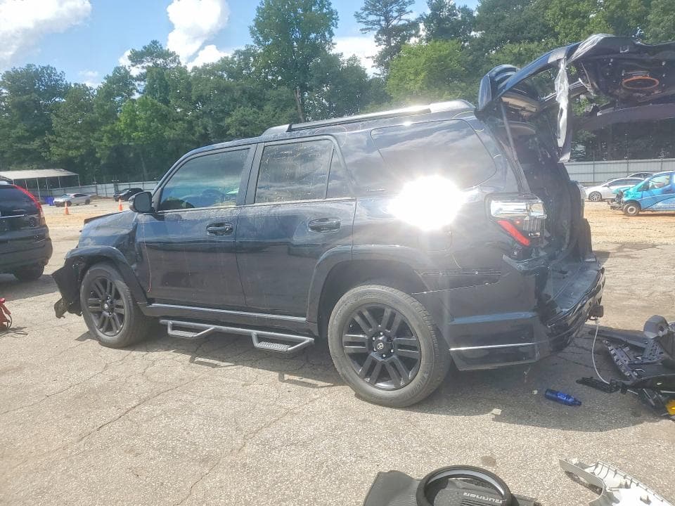 2020 TOYOTA 4RUNNER NIGHTSHADE EDITION 2