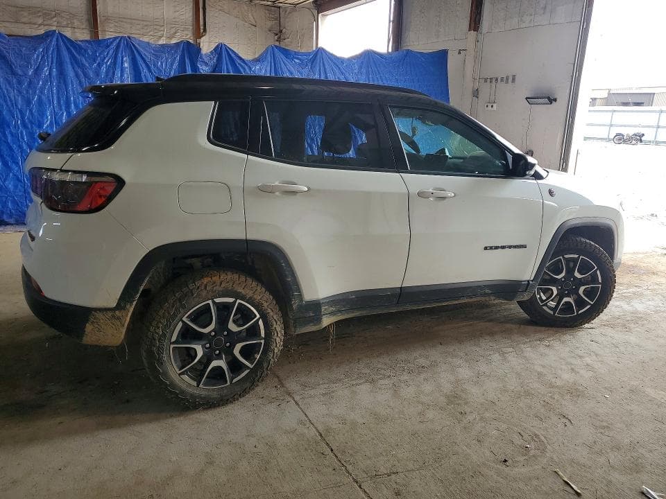 2025 JEEP COMPASS TRAILHAWK 3