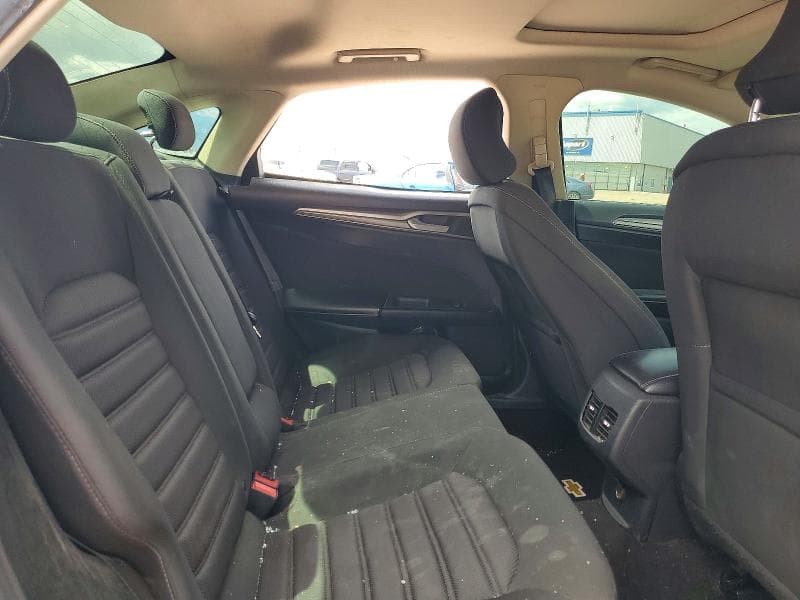 2019 FORD FUSION SE 10