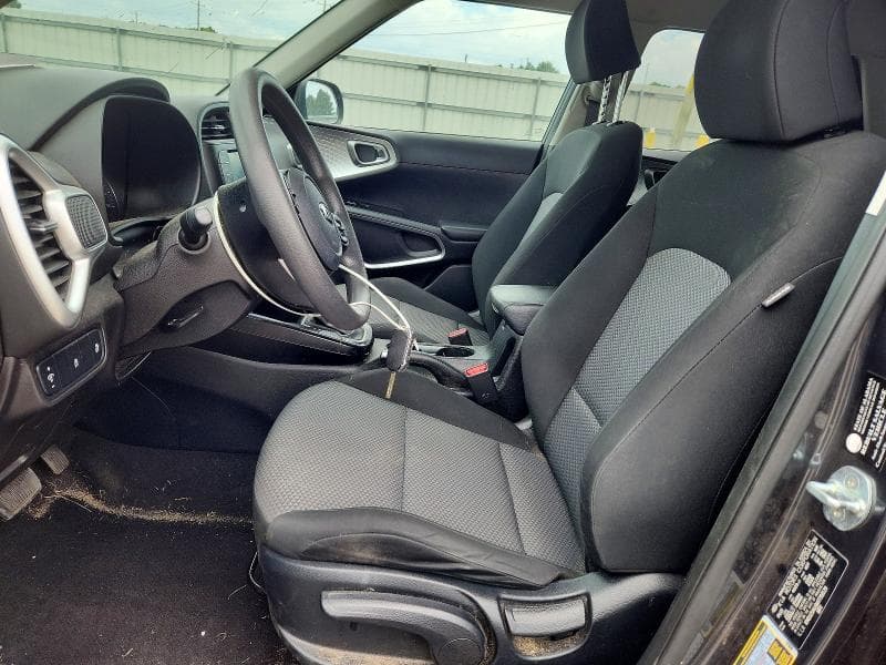 2021 KIA SOUL LX 7