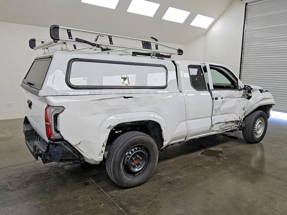 2024 TOYOTA TACOMA SR 3