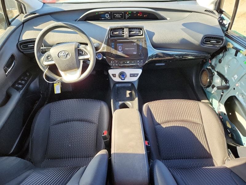 2017 TOYOTA PRIUS TWO 8
