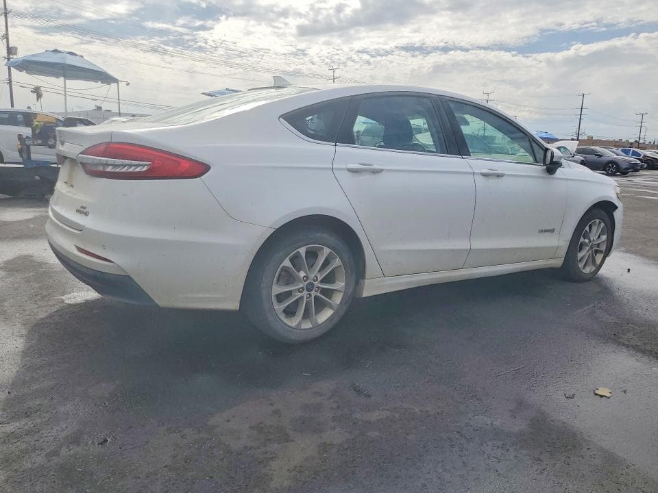 2019 FORD FUSION SE 3