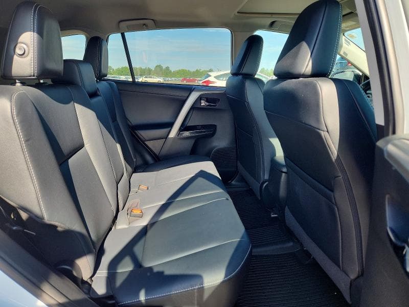 2018 TOYOTA RAV4 LIMITED 10