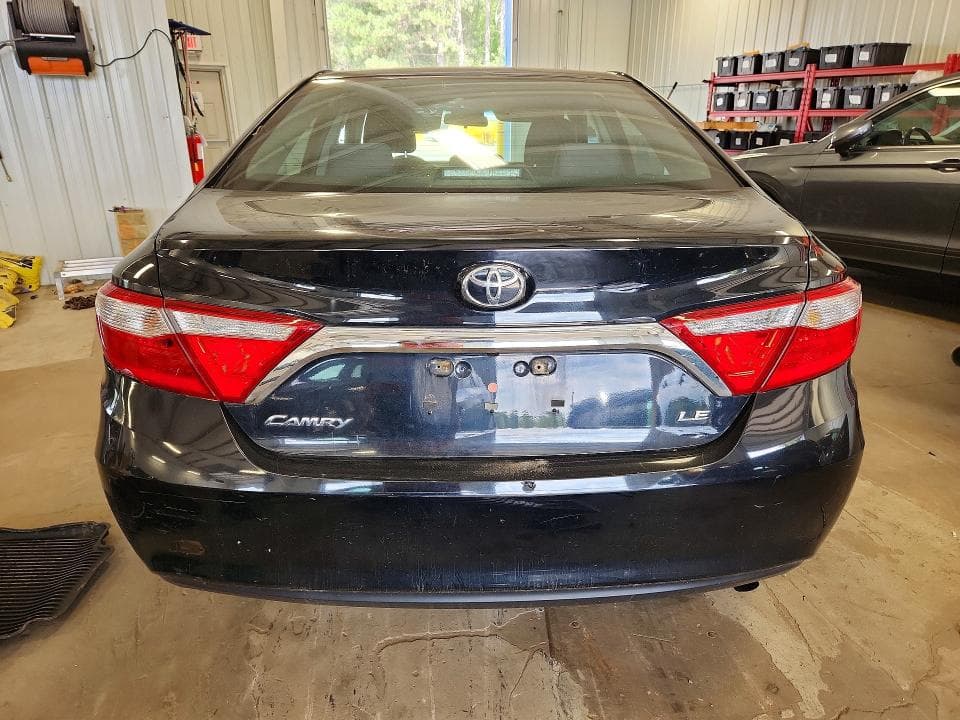 2017 TOYOTA CAMRY LE 6