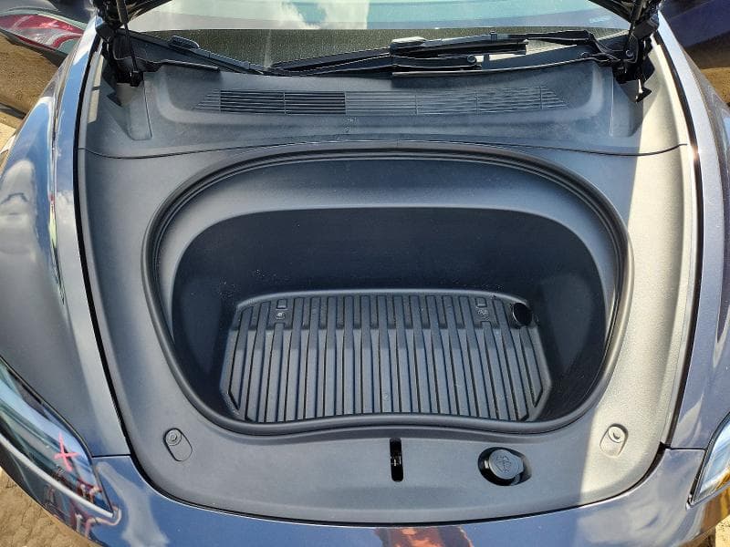 2024 TESLA MODEL 3 11