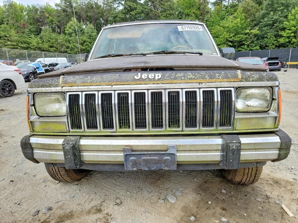 1985 JEEP CHEROKEE LAREDO 5