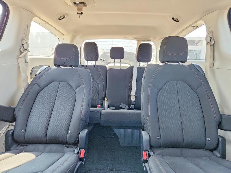 2018 CHRYSLER PACIFICA LX 10