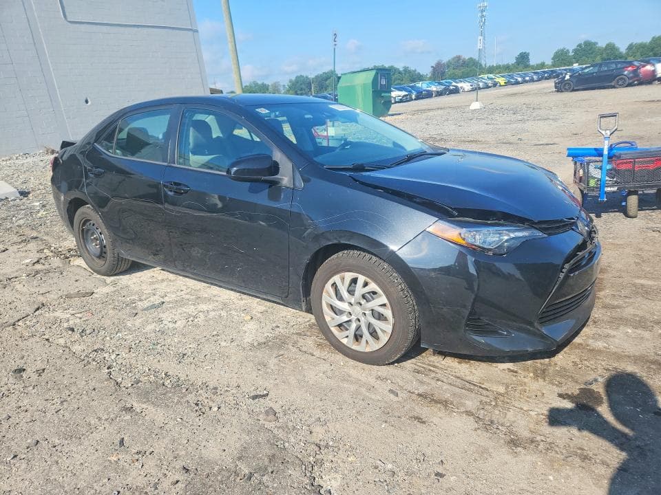 2018 TOYOTA COROLLA LE 4