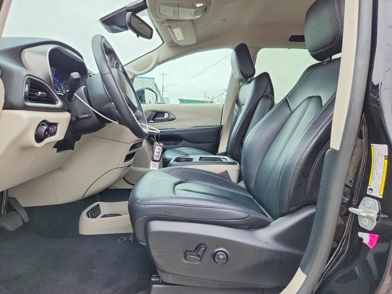 2024 CHRYSLER PACIFICA TOURING L 7