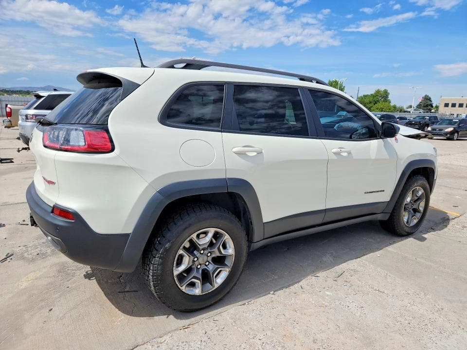2019 JEEP CHEROKEE TRAILHAWK 3