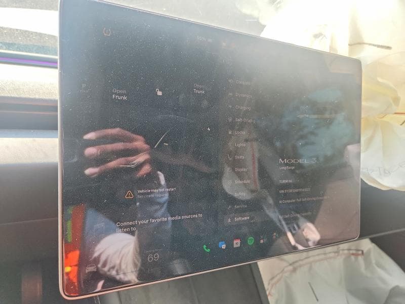 2026 TESLA MODEL 3 9