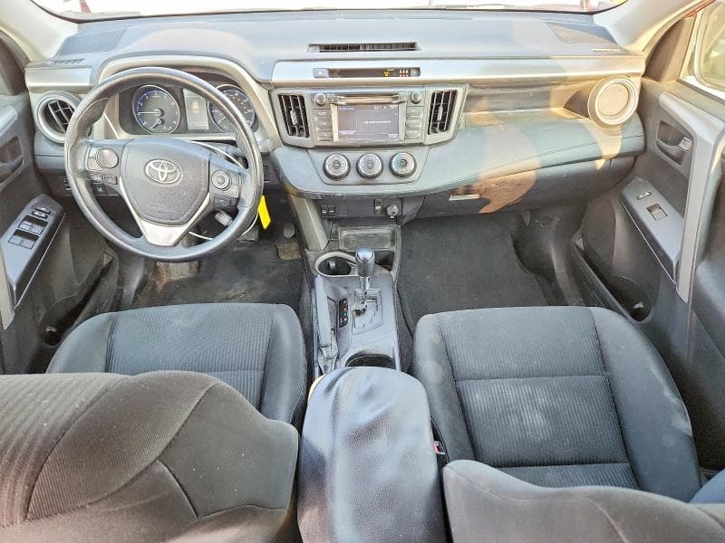 2018 TOYOTA RAV4 LE 8