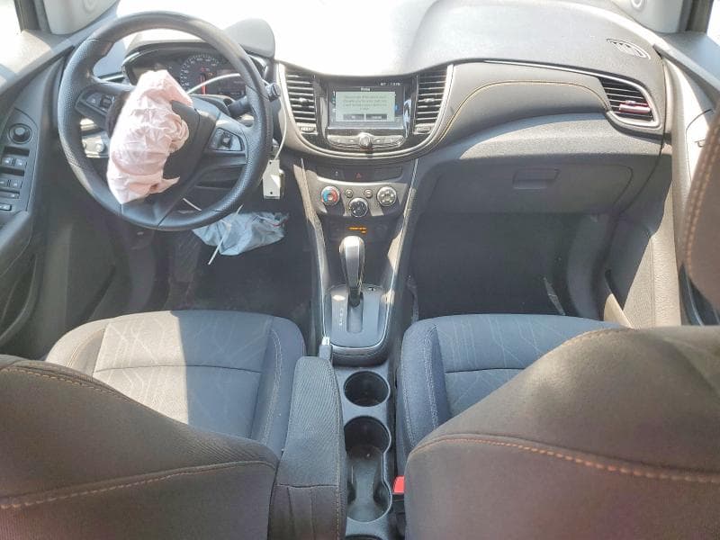 2017 CHEVROLET TRAX 1LT 8