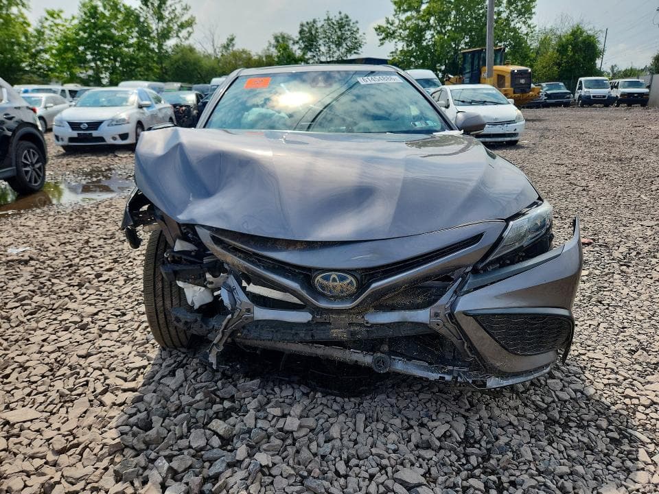 2021 TOYOTA CAMRY SE 5