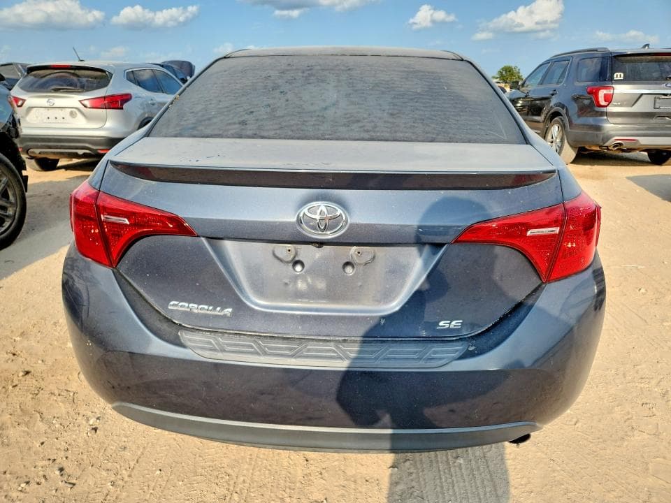 2017 TOYOTA COROLLA SE 6