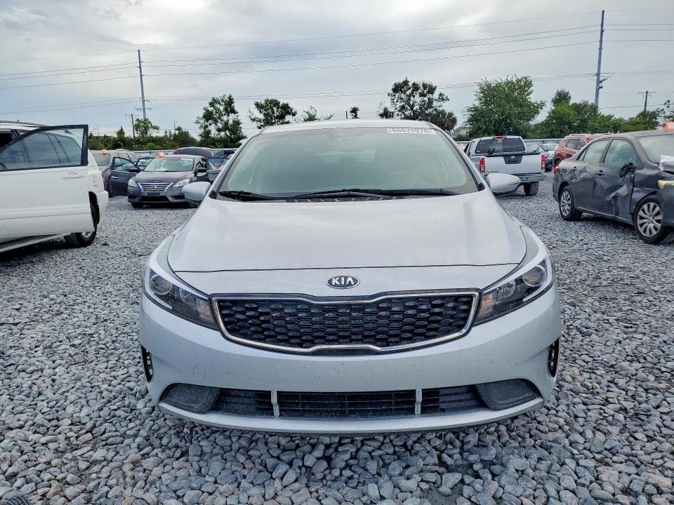 2017 KIA FORTE5 LX 5