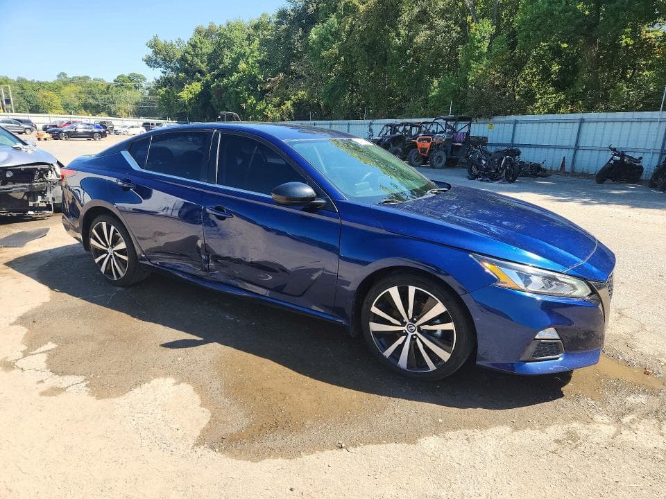 2020 NISSAN ALTIMA SR 4