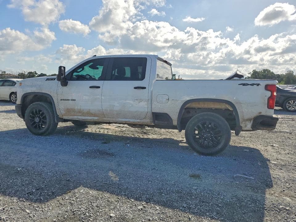2025 CHEVROLET SILVERADO K2500 CUSTOM 2