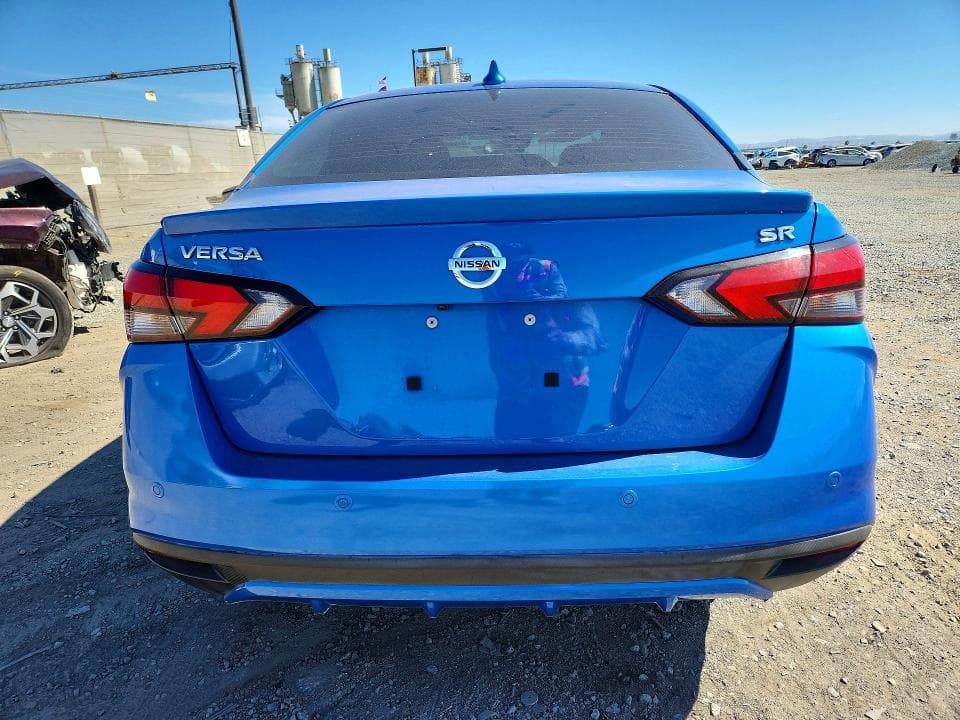 2021 NISSAN VERSA SR 6