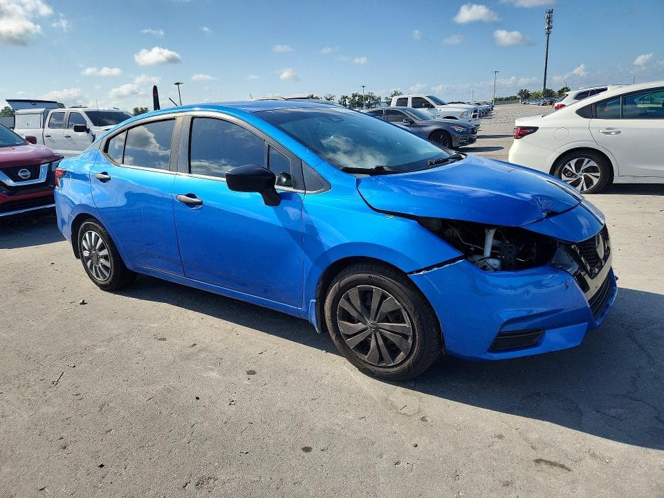 2020 NISSAN VERSA S 4