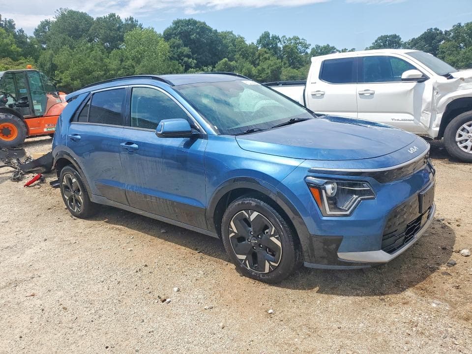 2023 KIA NIRO WIND 4