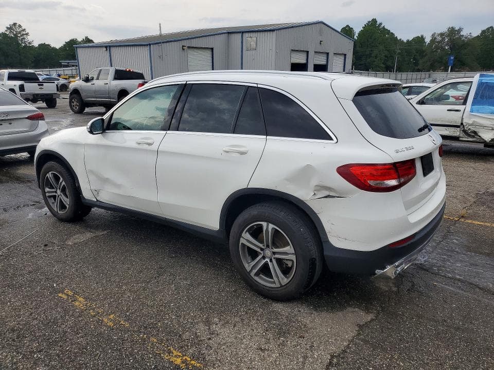 2017 MERCEDES-BENZ GLC 300 2