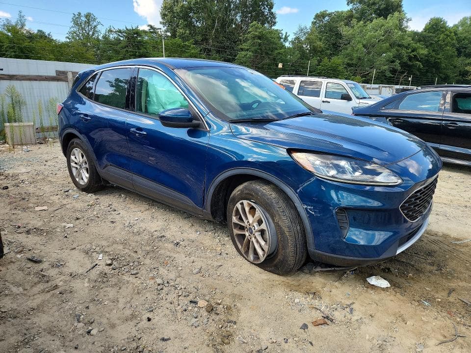 2020 FORD ESCAPE SE 4