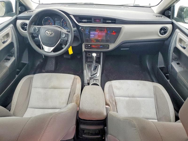 2019 TOYOTA COROLLA LE 8