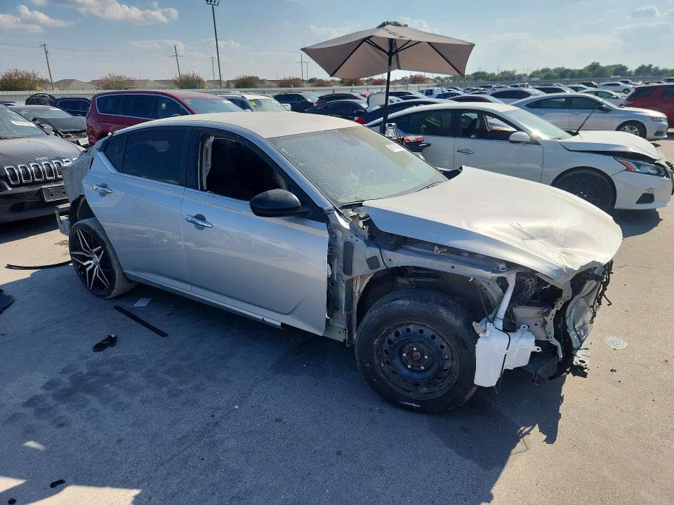 2024 NISSAN ALTIMA S 4