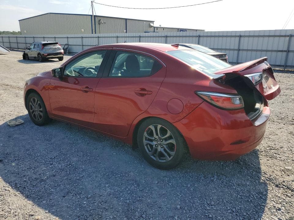 2019 TOYOTA YARIS LE 2