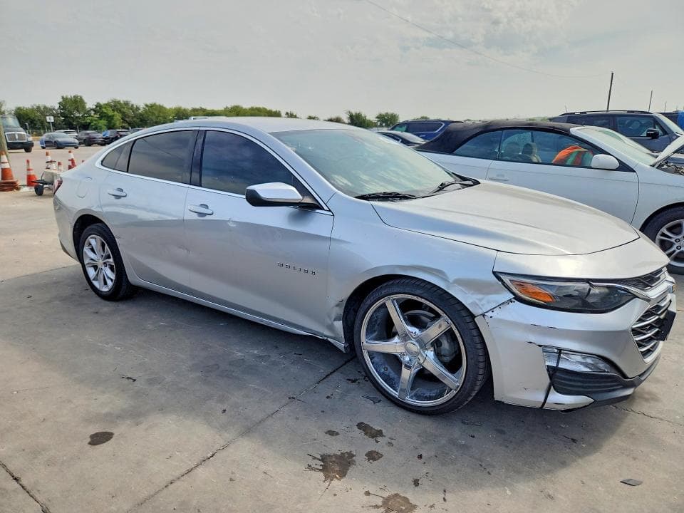 2019 CHEVROLET MALIBU LT 4