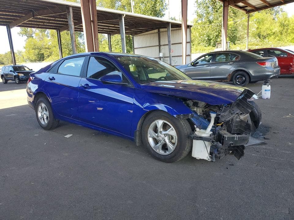 2023 HYUNDAI ELANTRA SE 4