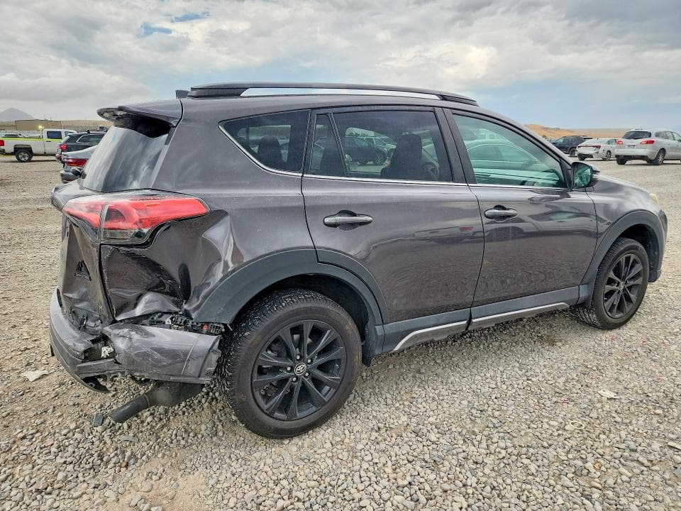 2018 TOYOTA RAV4 ADVENTURE 3