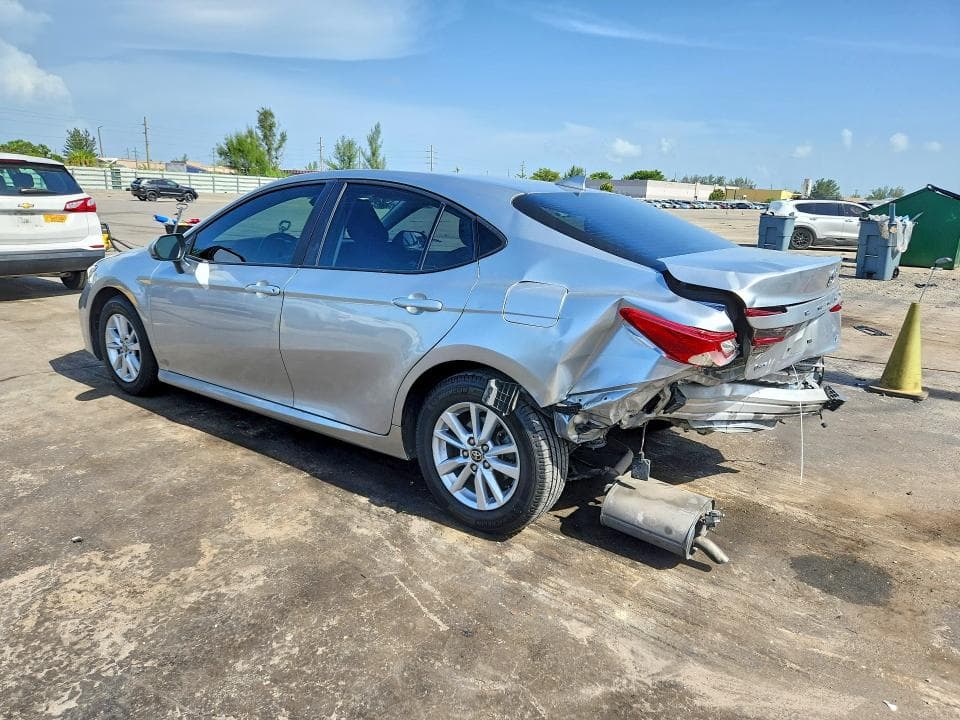 2025 TOYOTA CAMRY LE 2