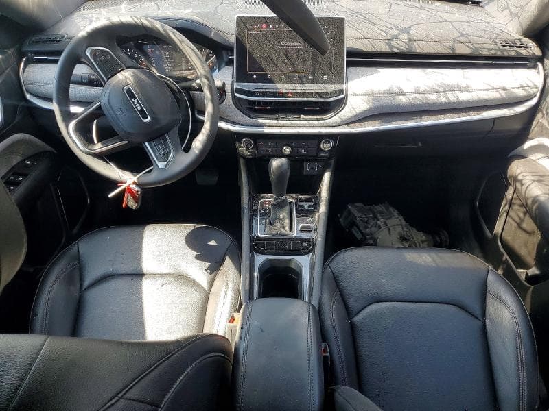 2024 JEEP COMPASS LATITUDE LUX 8