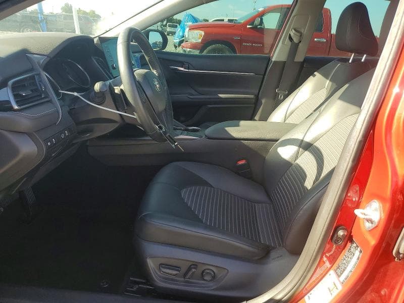 2022 TOYOTA CAMRY SE 7