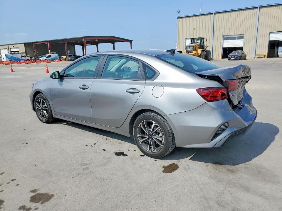 2023 KIA FORTE LXS 2